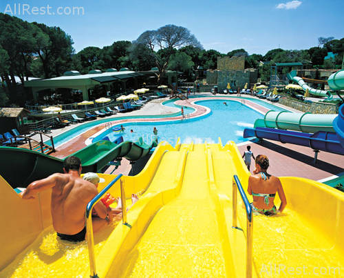 Maritim Pine Beach Resort 7
